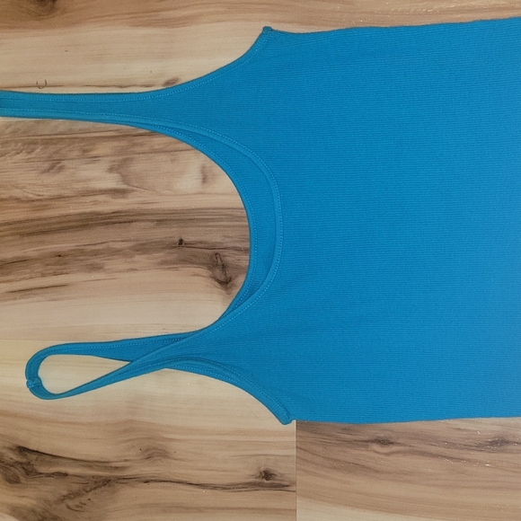 Turquoise Ribbed Tank Top - Picture 9 of 11